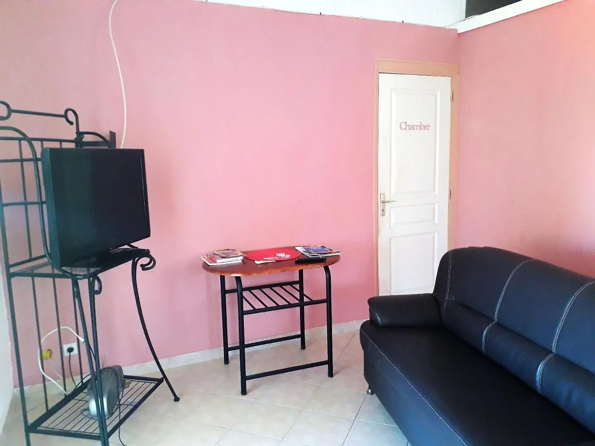 Appartement Charmant A Saint-Francois Avec Terrasse 0*, Saint-Francois (Grande-Terre)